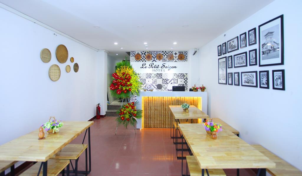 Le Petit Sai Gon Hotel Ho Chi Minh-staden Exteriör bild